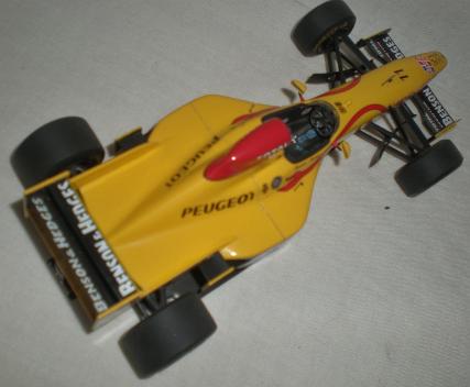 Revell 1/24 JORDAN PEUGEOT 197 ジョーダンF1 Revell 1/24 Jordan Peugeot 197 + Rare F1 Specialties B&H